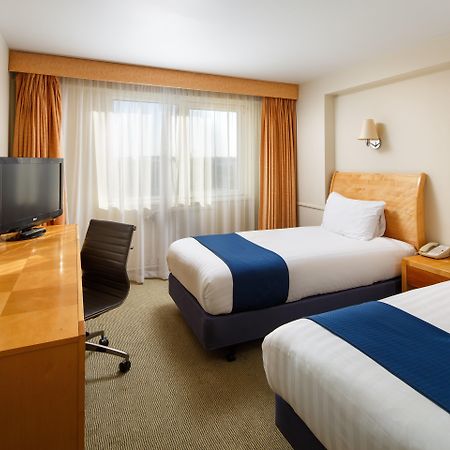 Holiday Inn Basildon By Ihg Luaran gambar