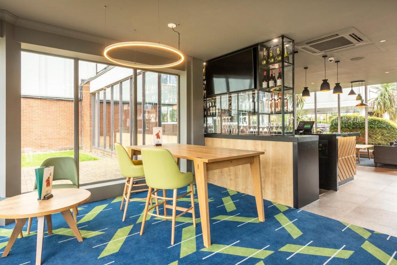 Holiday Inn Basildon By Ihg Luaran gambar