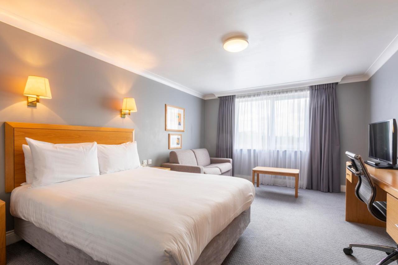 Holiday Inn Basildon By Ihg Luaran gambar