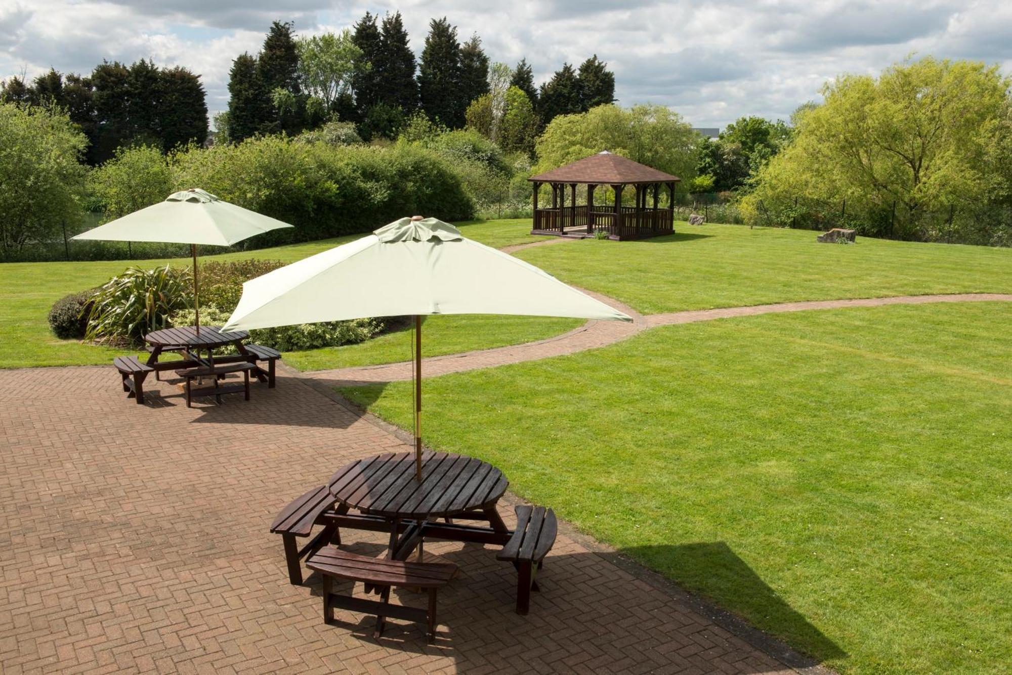 Holiday Inn Basildon By Ihg Luaran gambar
