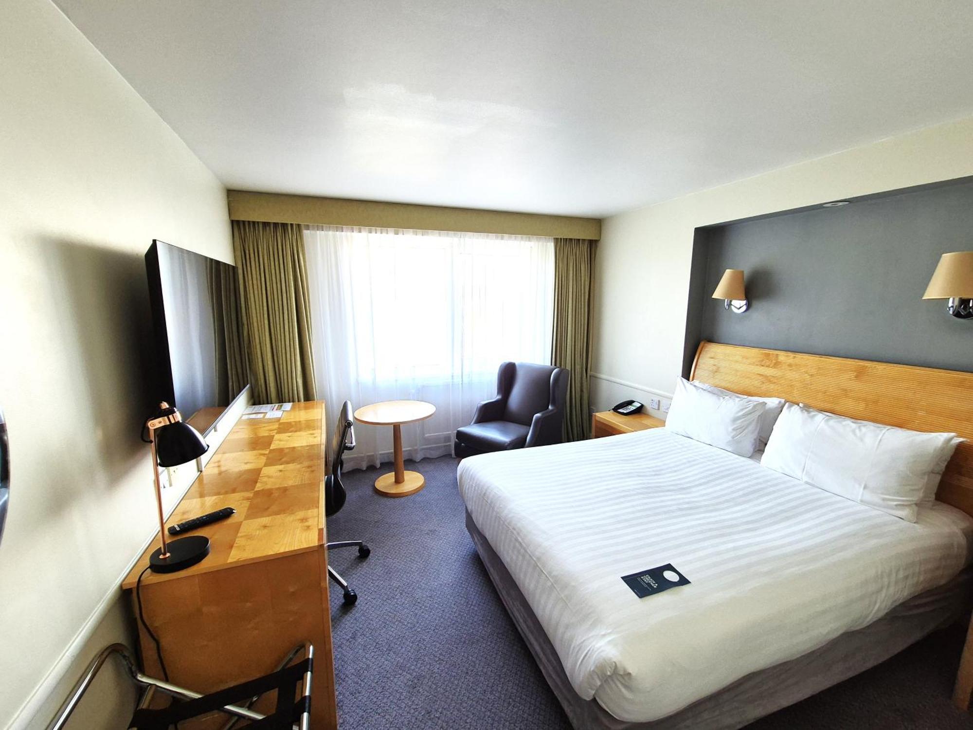 Holiday Inn Basildon By Ihg Luaran gambar
